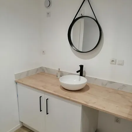 Apartment Petite Maison De Bourg *