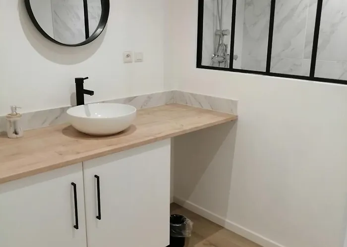 Petite Maison De Bourg *